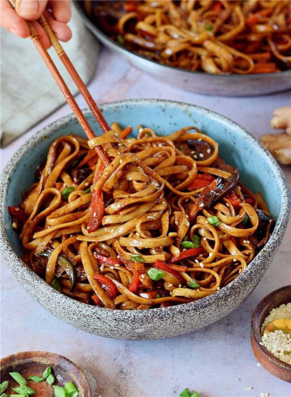STIR FRY VEGETABLE NOODLES-SMALL PORTION