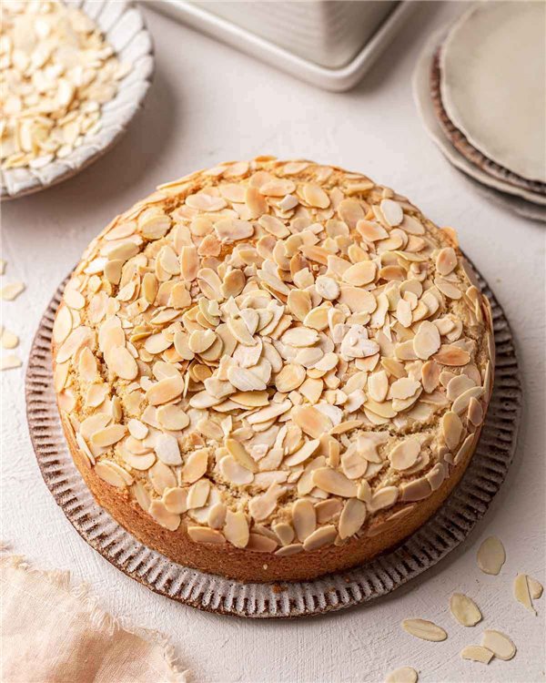 Torta tal-lewz (Small) / Almond Cake 1pz