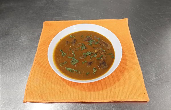 INDIAN BEEF CURRY LARGE