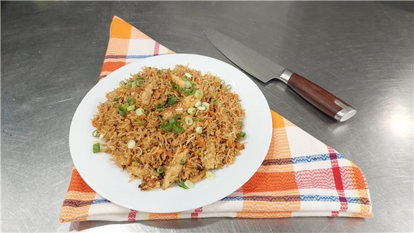 CHICKEN FRIED RICE